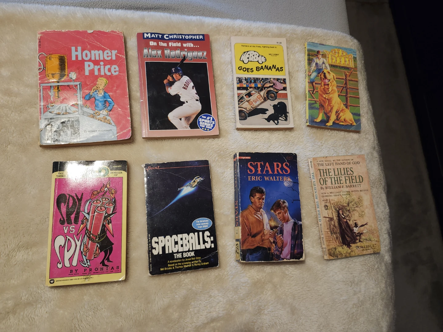 Vintage Lot of 8 Paperback Books - photo 2