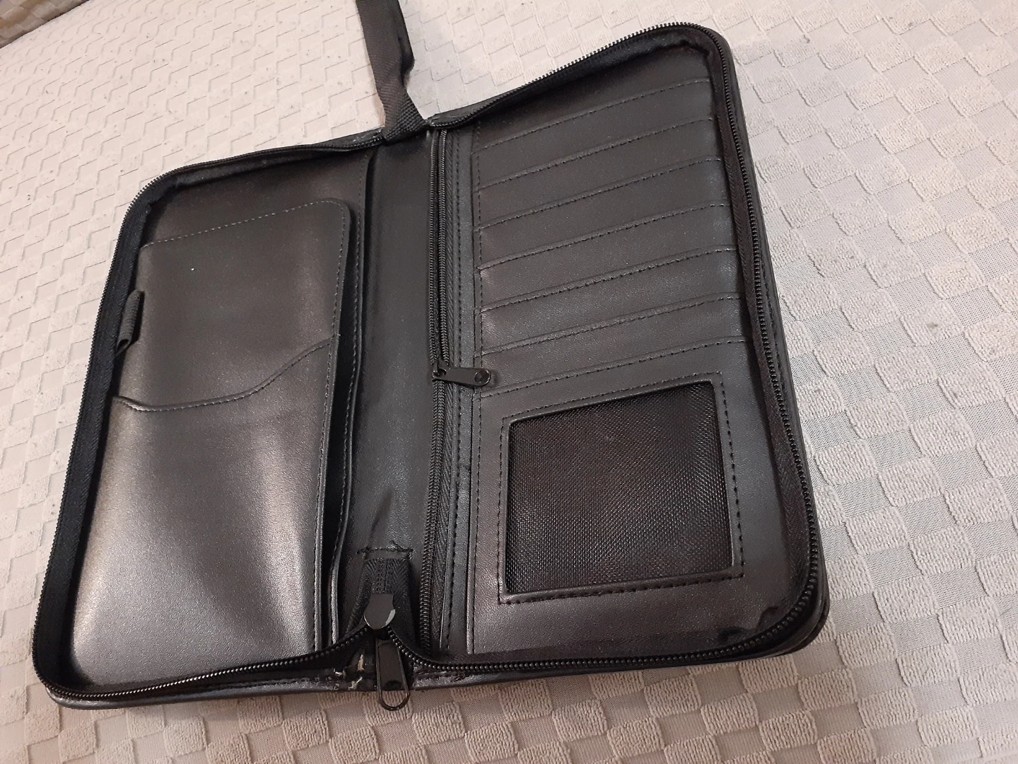 🥕Black Travel Organizer Wallet🥕