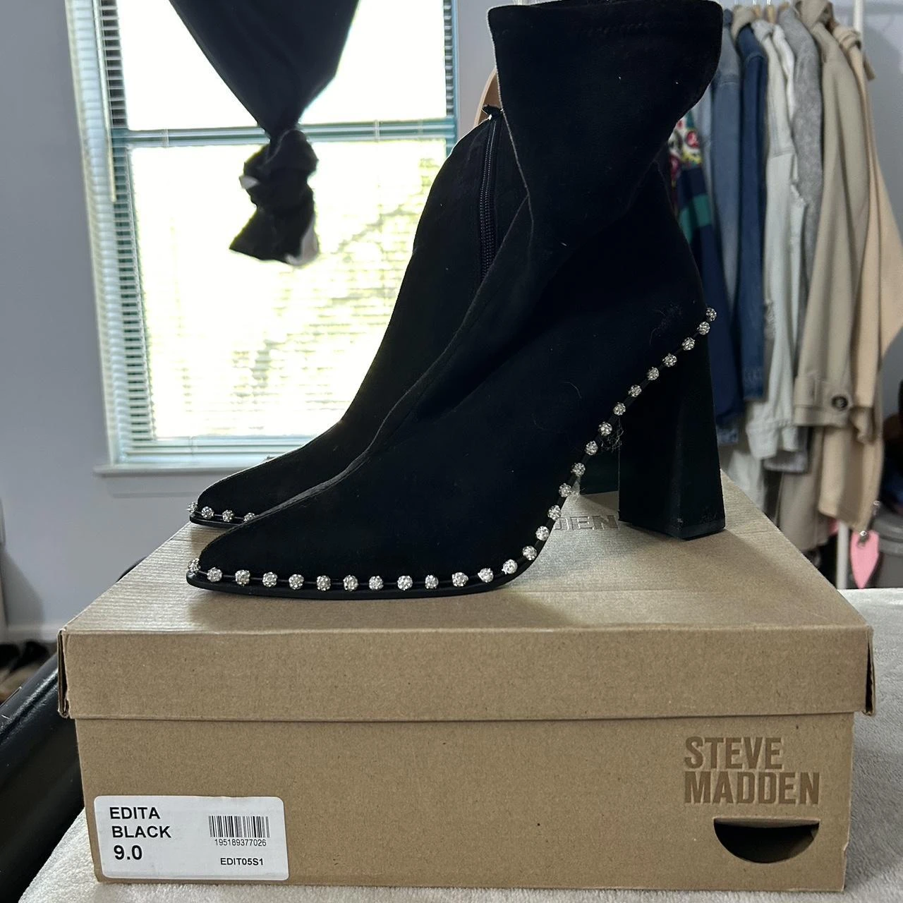 Steve Madden Black "Edita" Studded Ankle Boots - Size 9