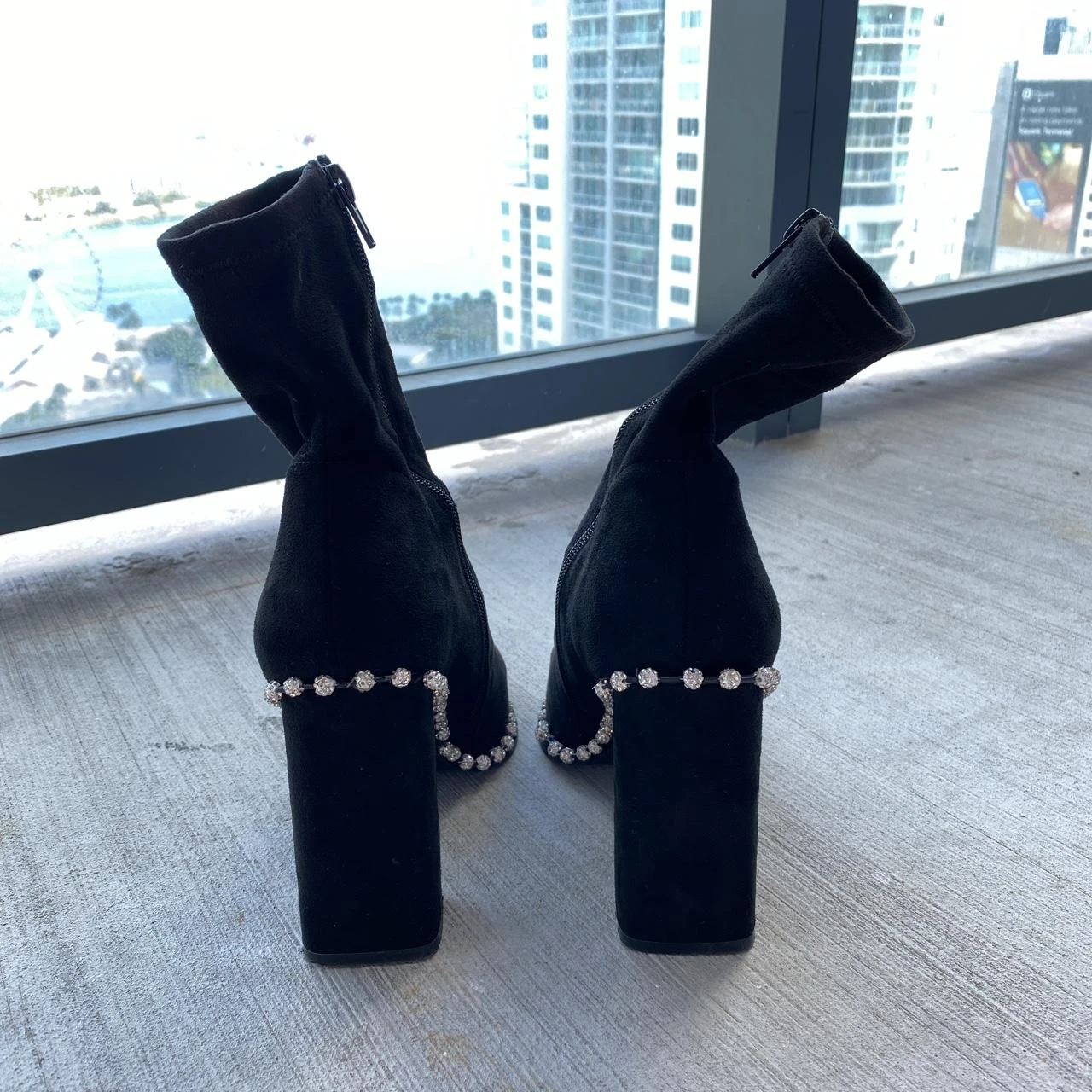 Steve Madden Black "Edita" Studded Ankle Boots - Size 9 - photo 2