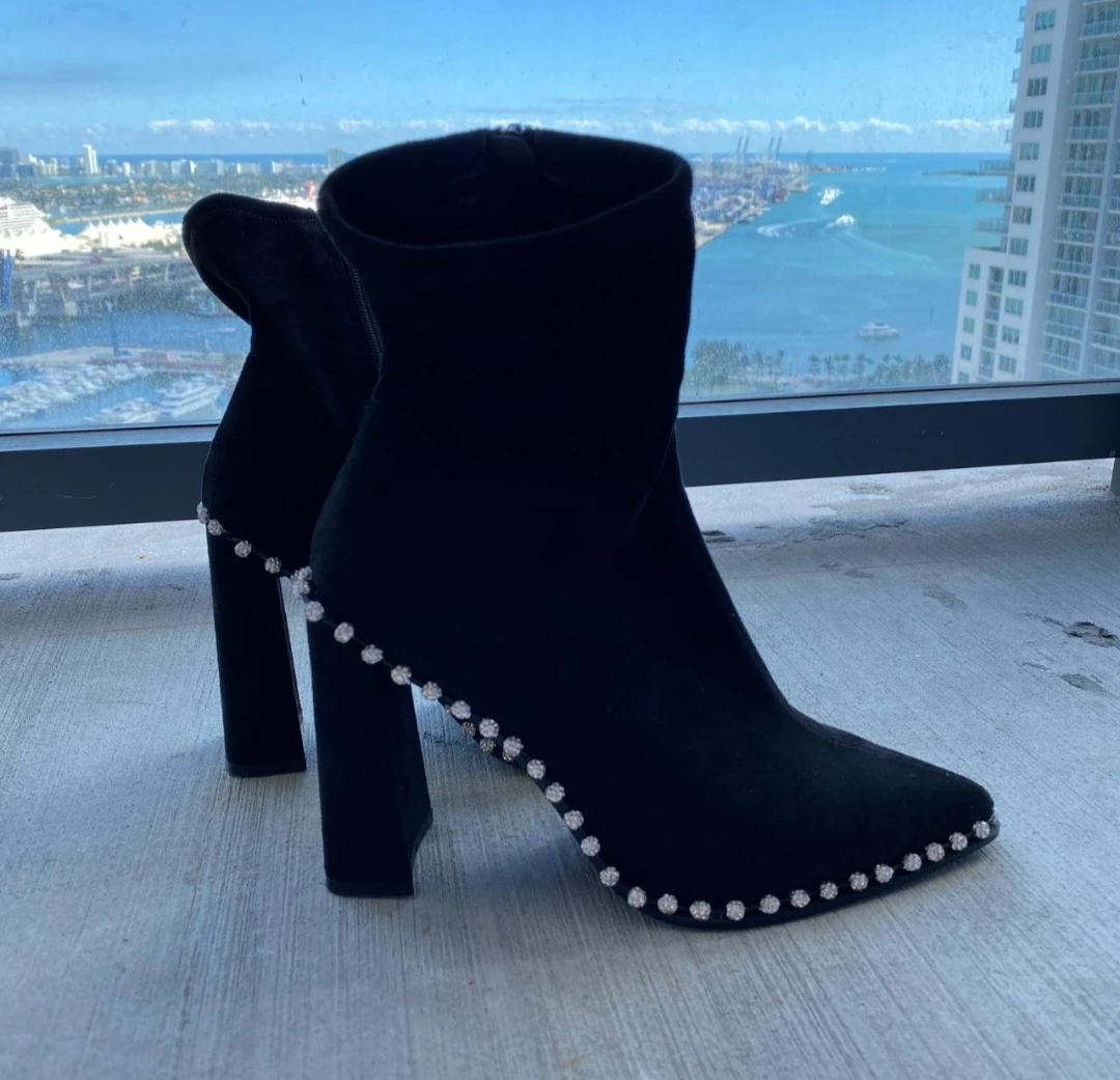 Steve Madden Black "Edita" Studded Ankle Boots - Size 9 - photo 4
