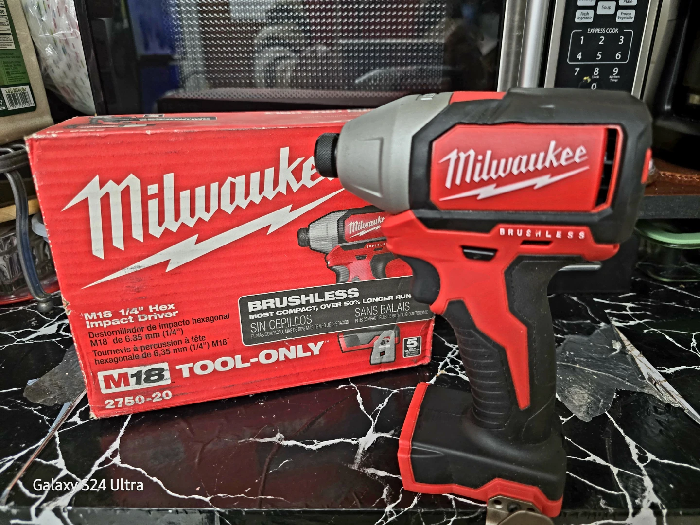Milwaukee 2750-20 M18 1/4" HEX Compact Brushless Impact Driver - photo 4
