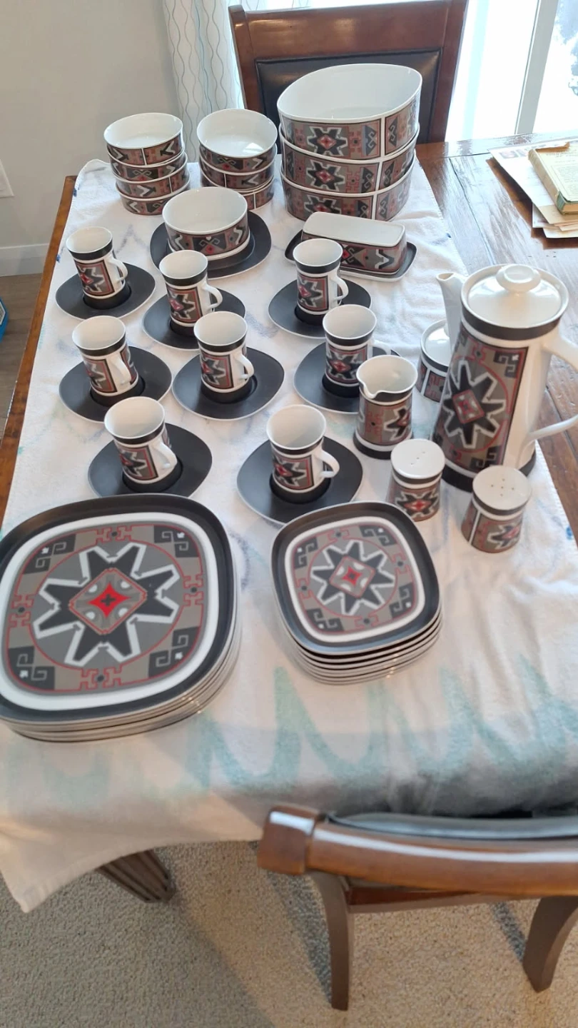Sango Quadrille Japan Dinnerware Set and Coffee/Tea Set