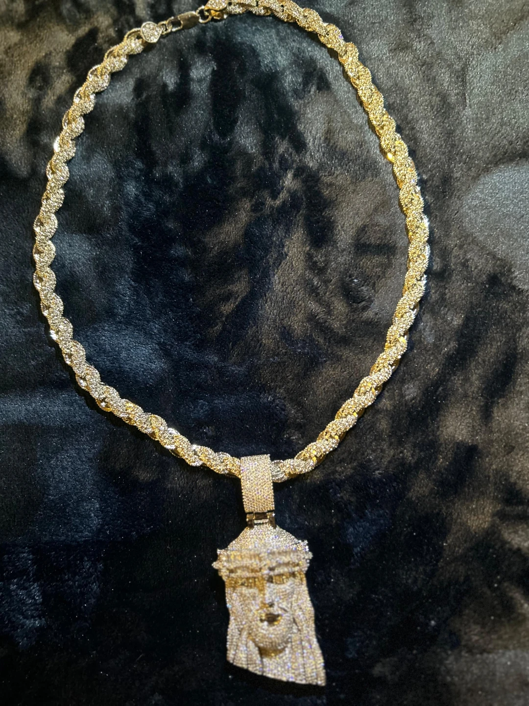 Jesus Piece Pendant with Chain - photo 4