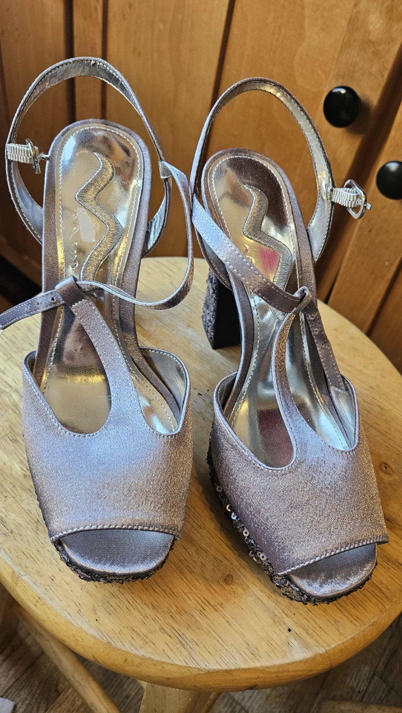 Nina Women's Sparkly Heels - Size 7.5 - photo 3