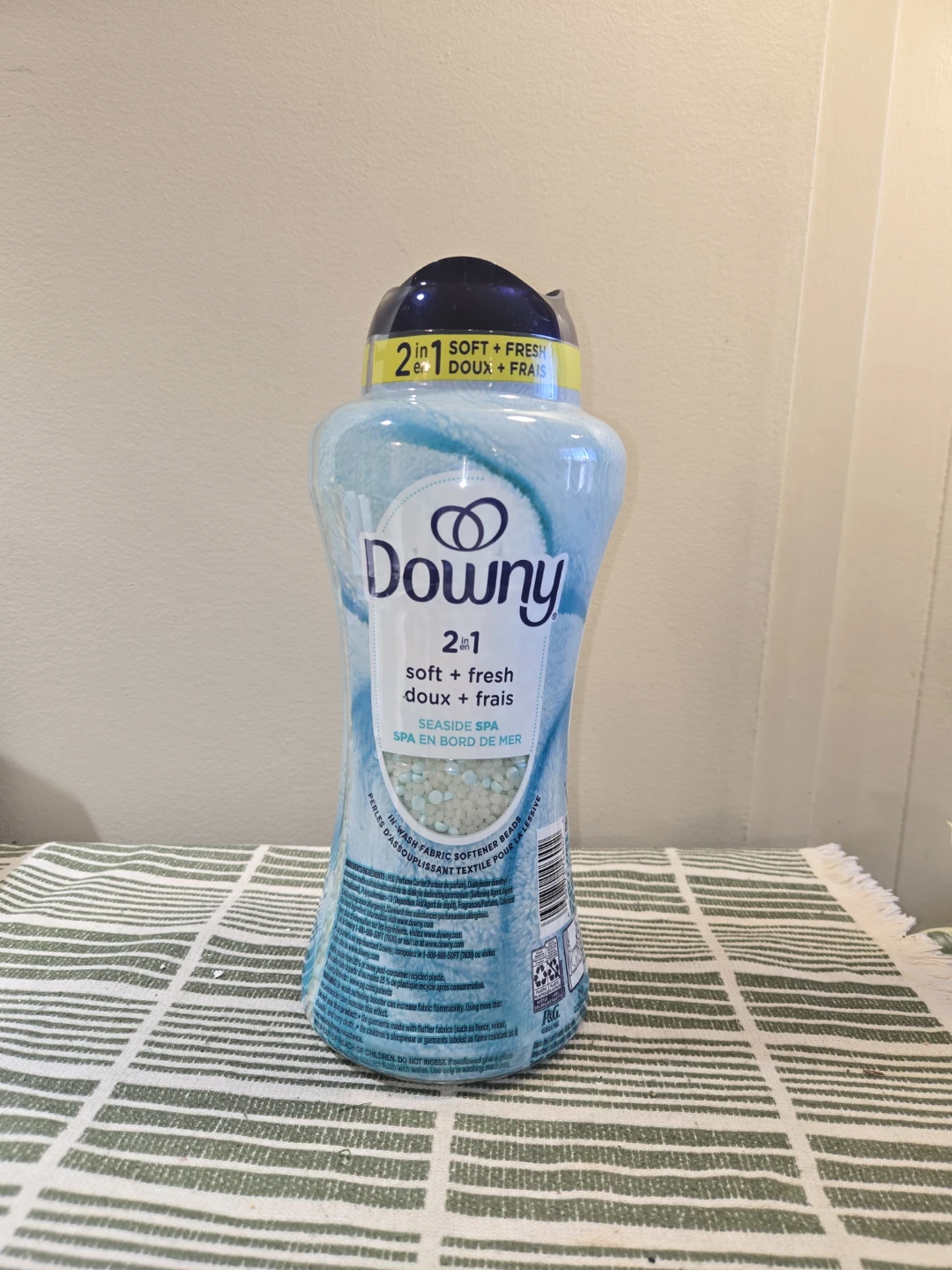 910g Downy 2-in-1 Fabric Softener Beads