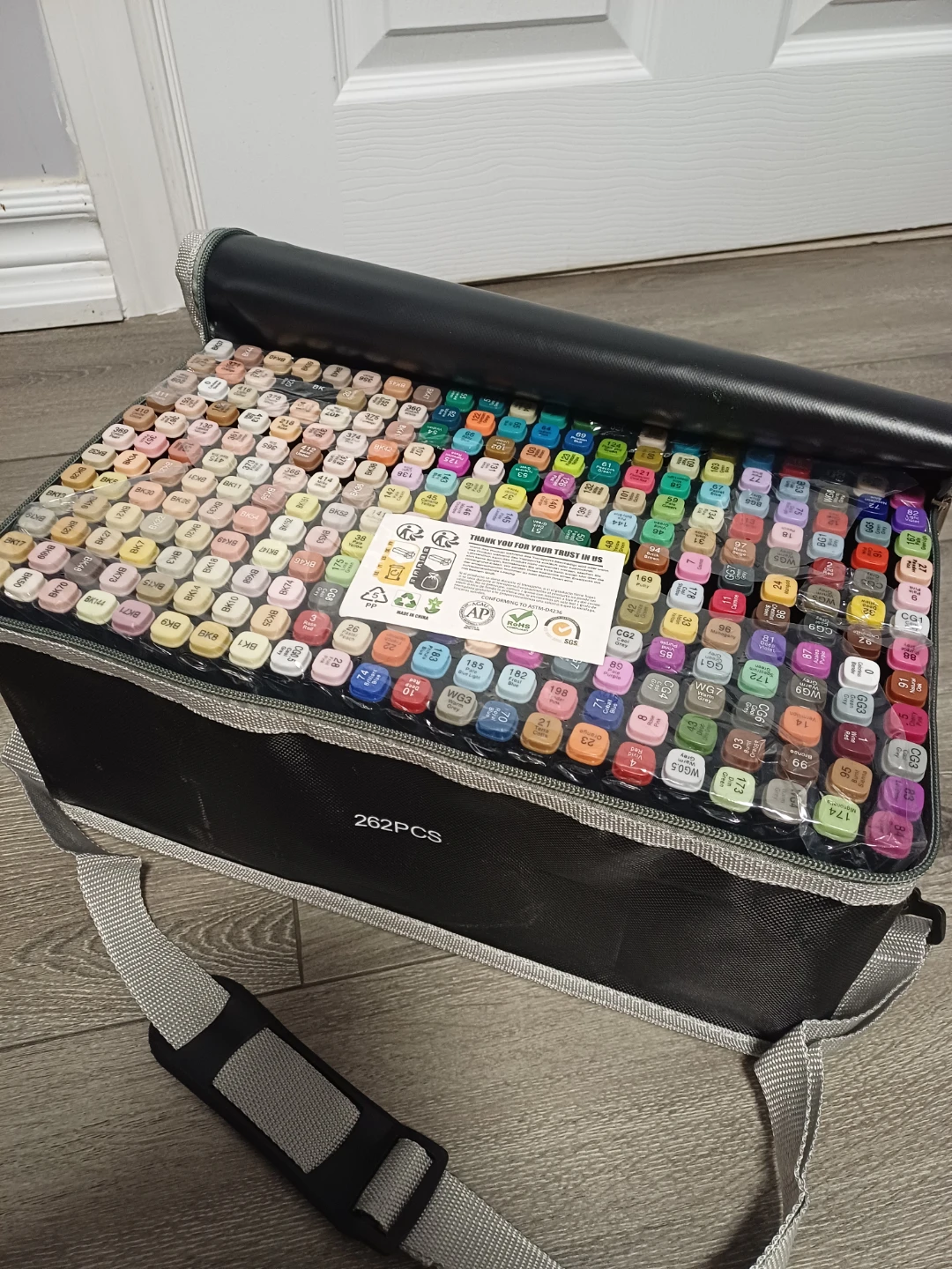 262 Pieces Alcohol Marker Set with Carrying Case - photo 4