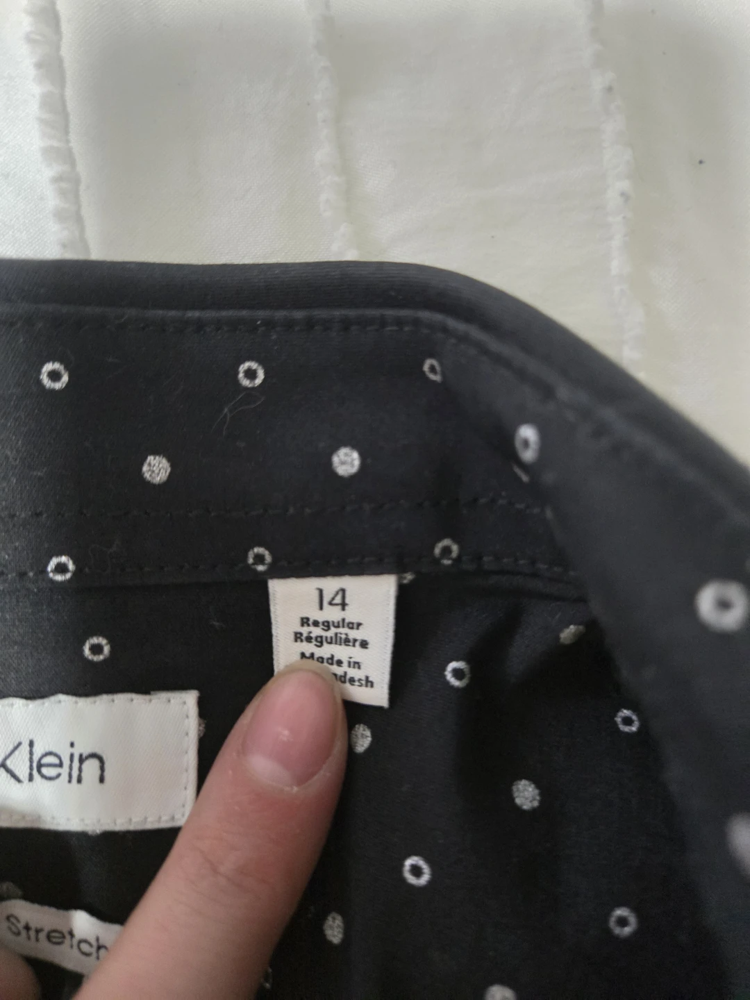Calvin Klein Men's Black Polka Dot Slim Fit Dress Shirt Size 14 - photo 3