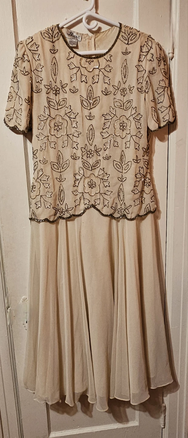 Women's long dress