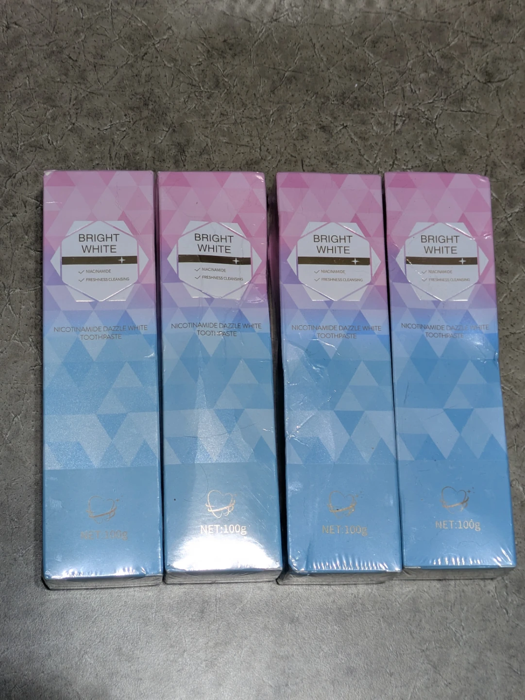 Bright White Nicotinamide Dazzle Toothpaste - 4 x 100g