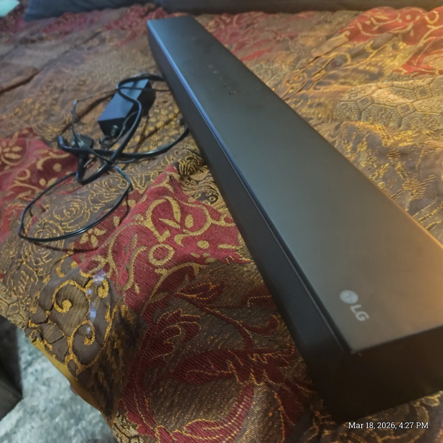 LG Soundbar with Bluetooth and HDMI