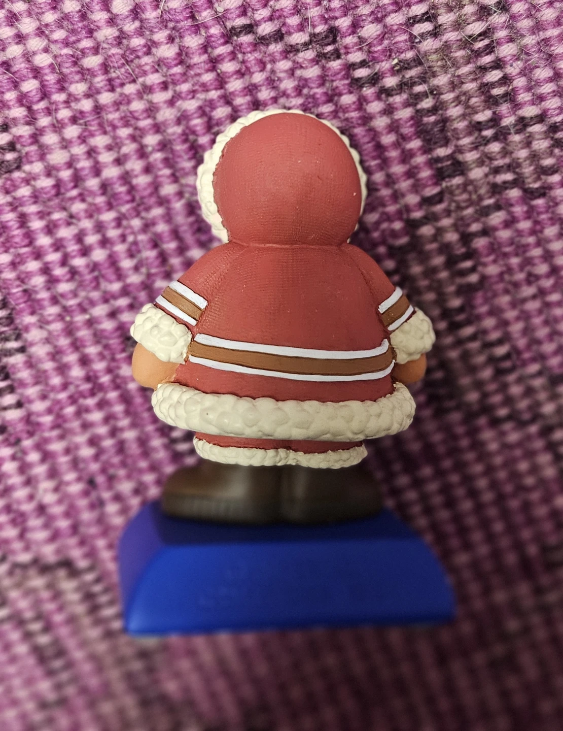 Inuit Girl- Peace 'n Harmony Figurine - photo 2