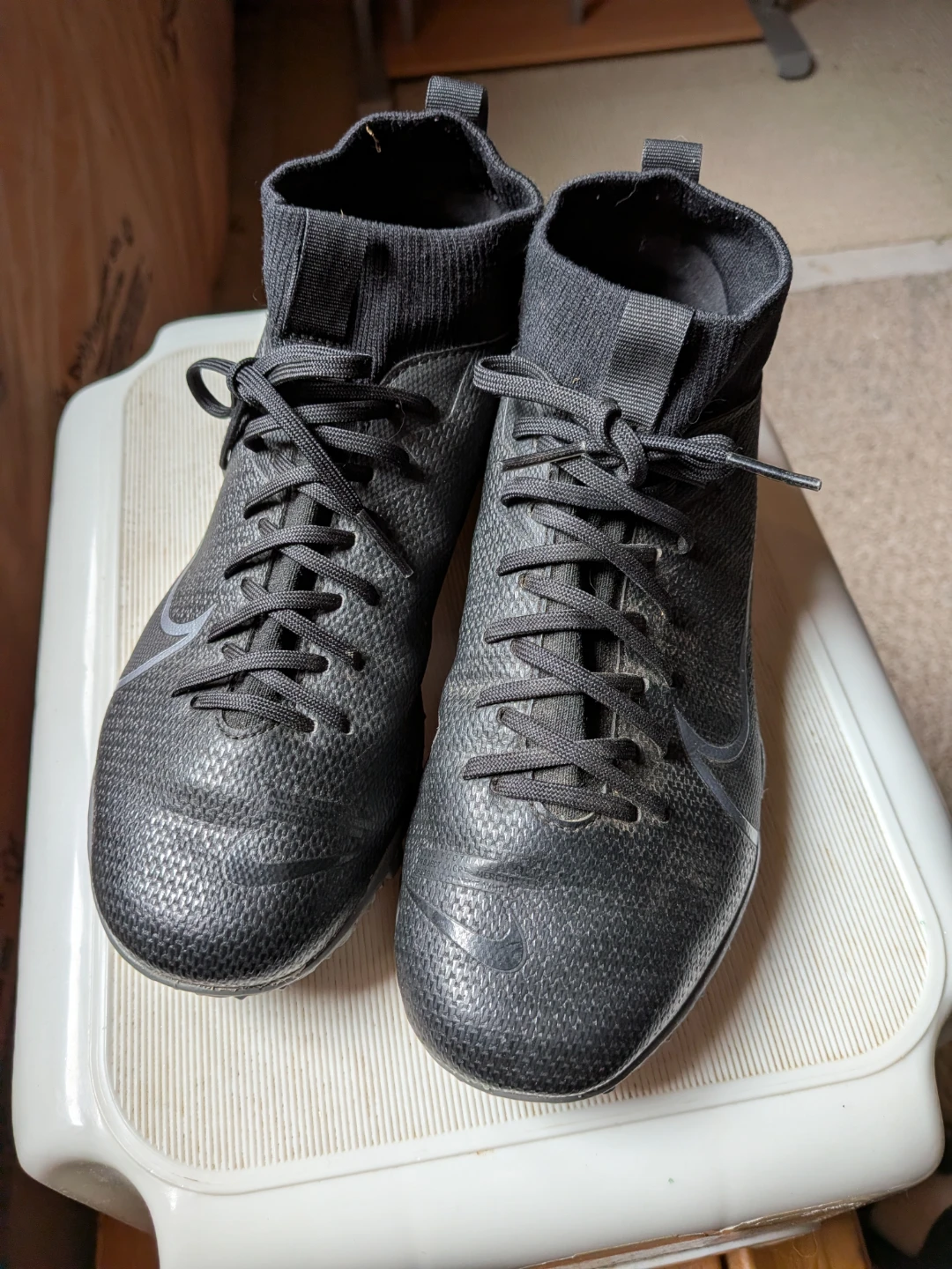Nike Mercurial Soccer Cleats - Black - Youth 5.5Y
