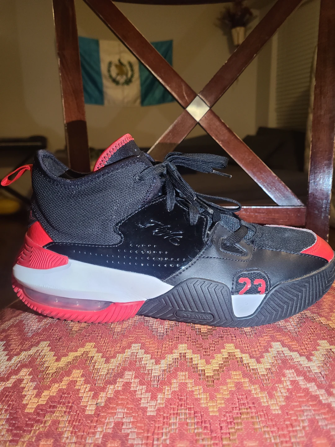Air Jordan 1 Mid SE Shoes - photo 3