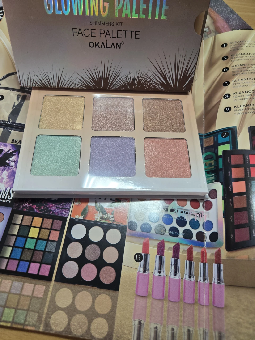 OKALAN Glowing Palette Face Shimmers Kit
