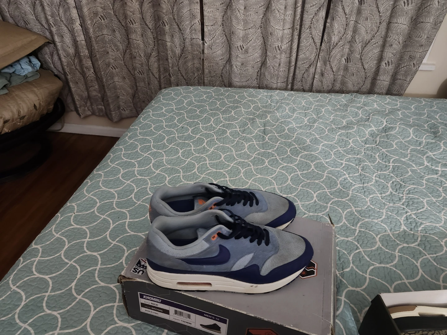 Jordan 3 Retro SE & Nike Air Max 1