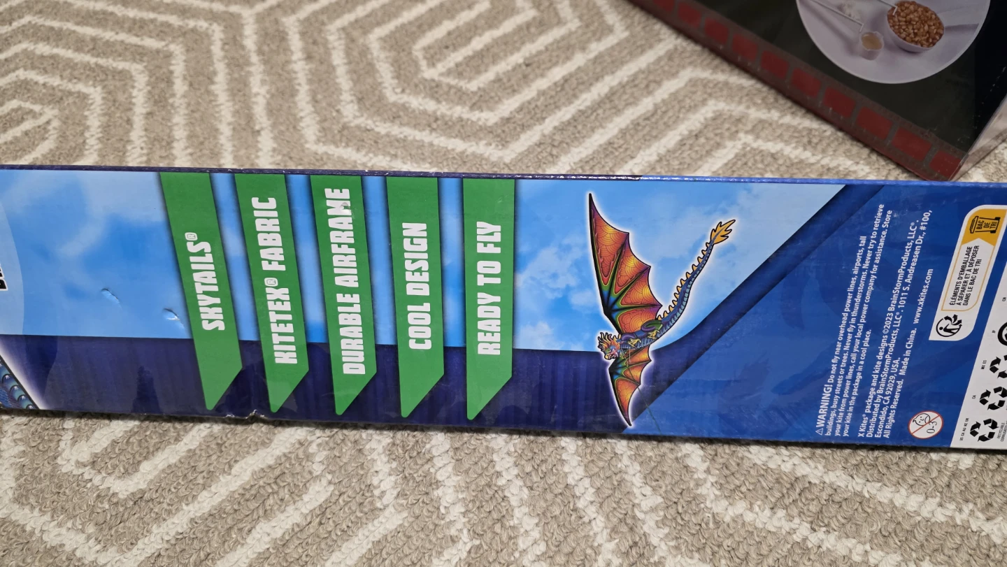 Supersized Nylon 3-D Kite