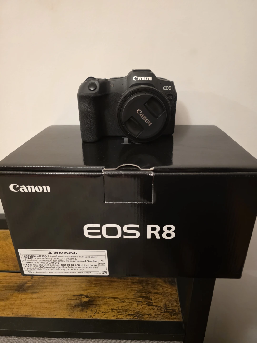 Canon EOS R8 Mirrorless Camera