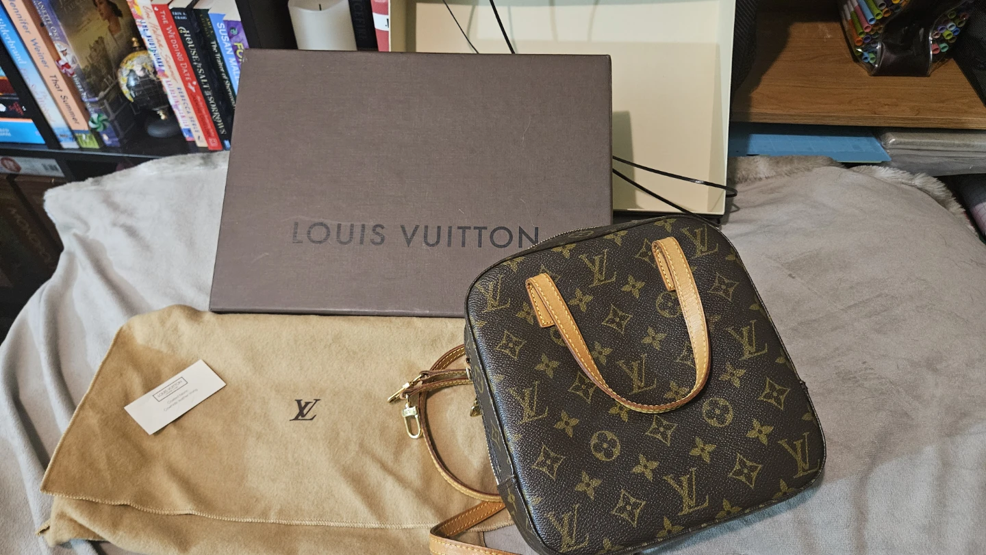 Louis Vuitton Monogram Speedy 20 Bag