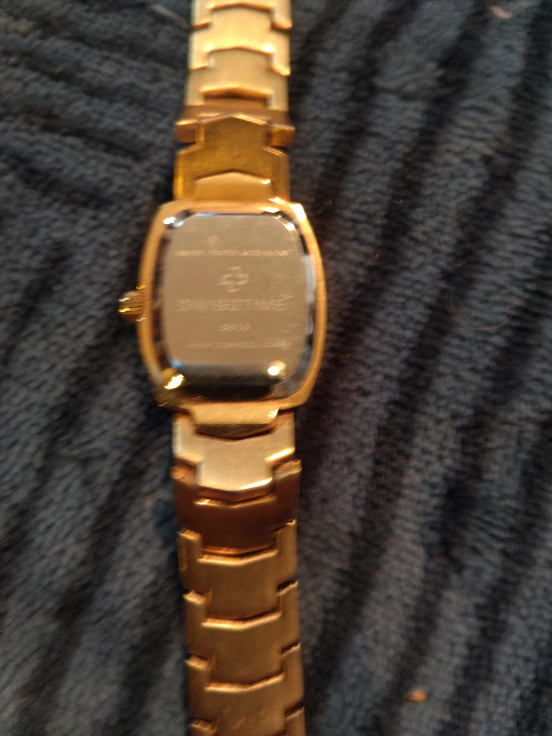 Women's Gold Tone Swiss Time Watch - photo 2