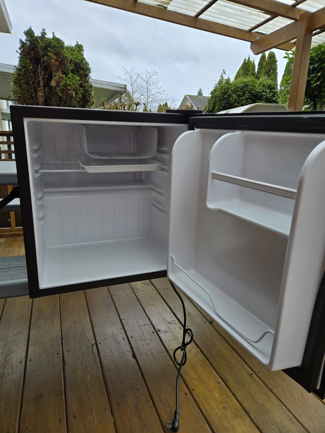 Refrigerator - photo 4