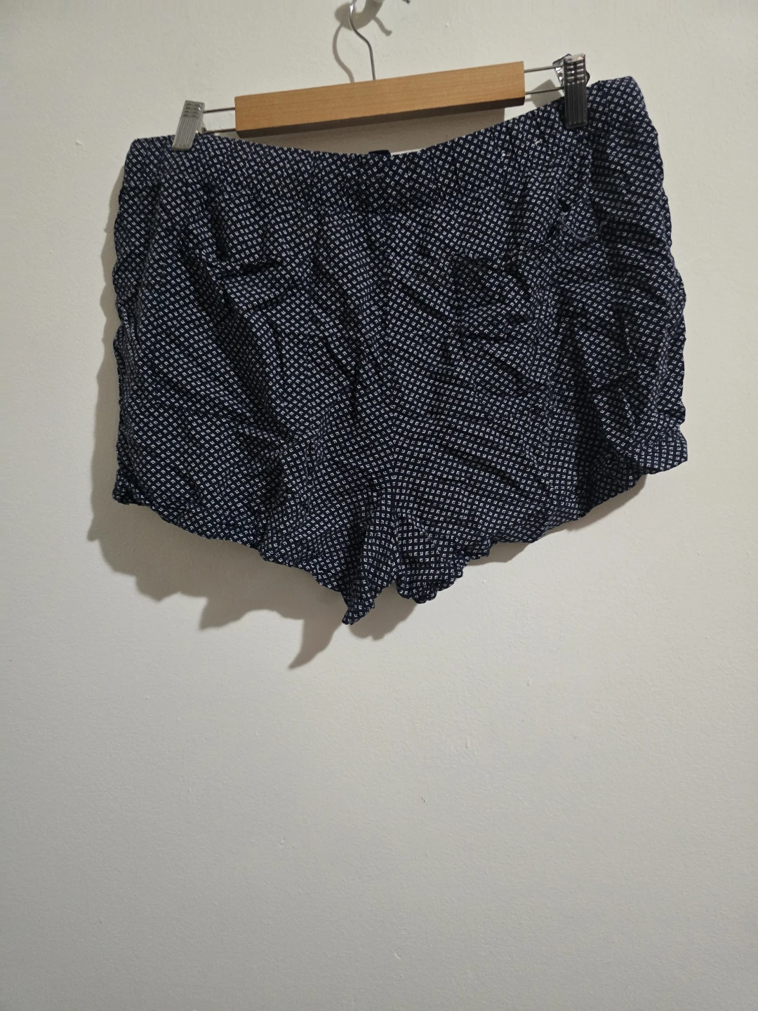 Gap Women's Geometric Athletic Shorts Navy - photo 3