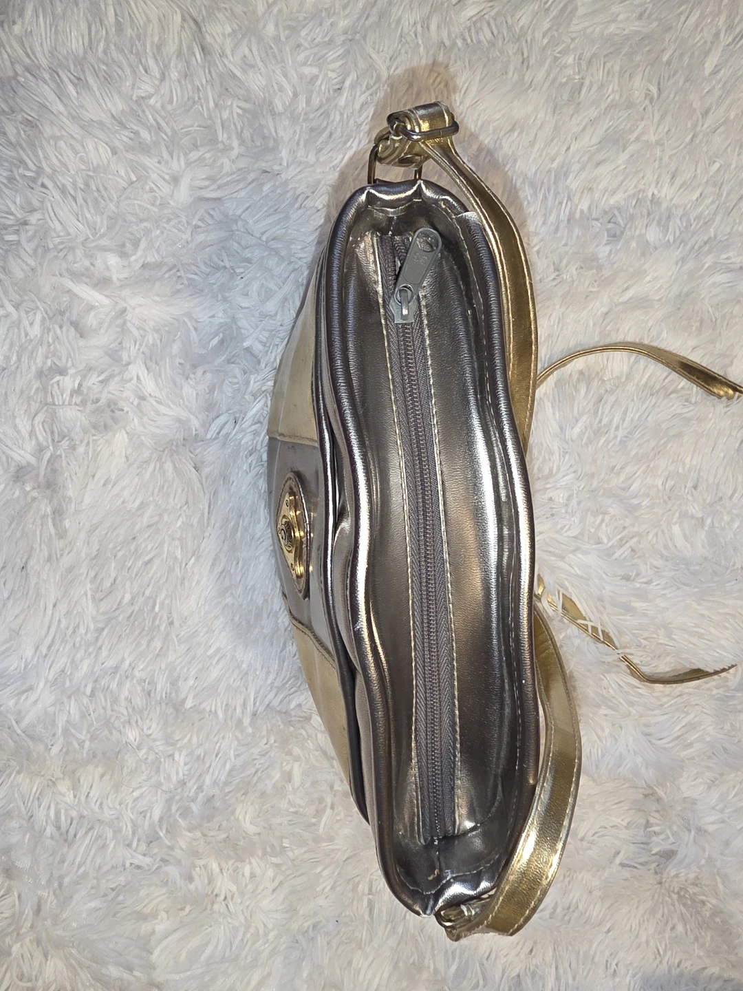 Vintage Gold Metallic Crossbody Bag - photo 5