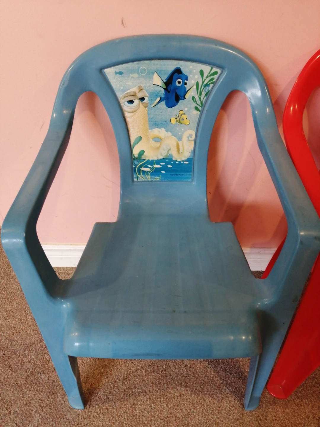 2 Disney Themed Kid Chairs - photo 3