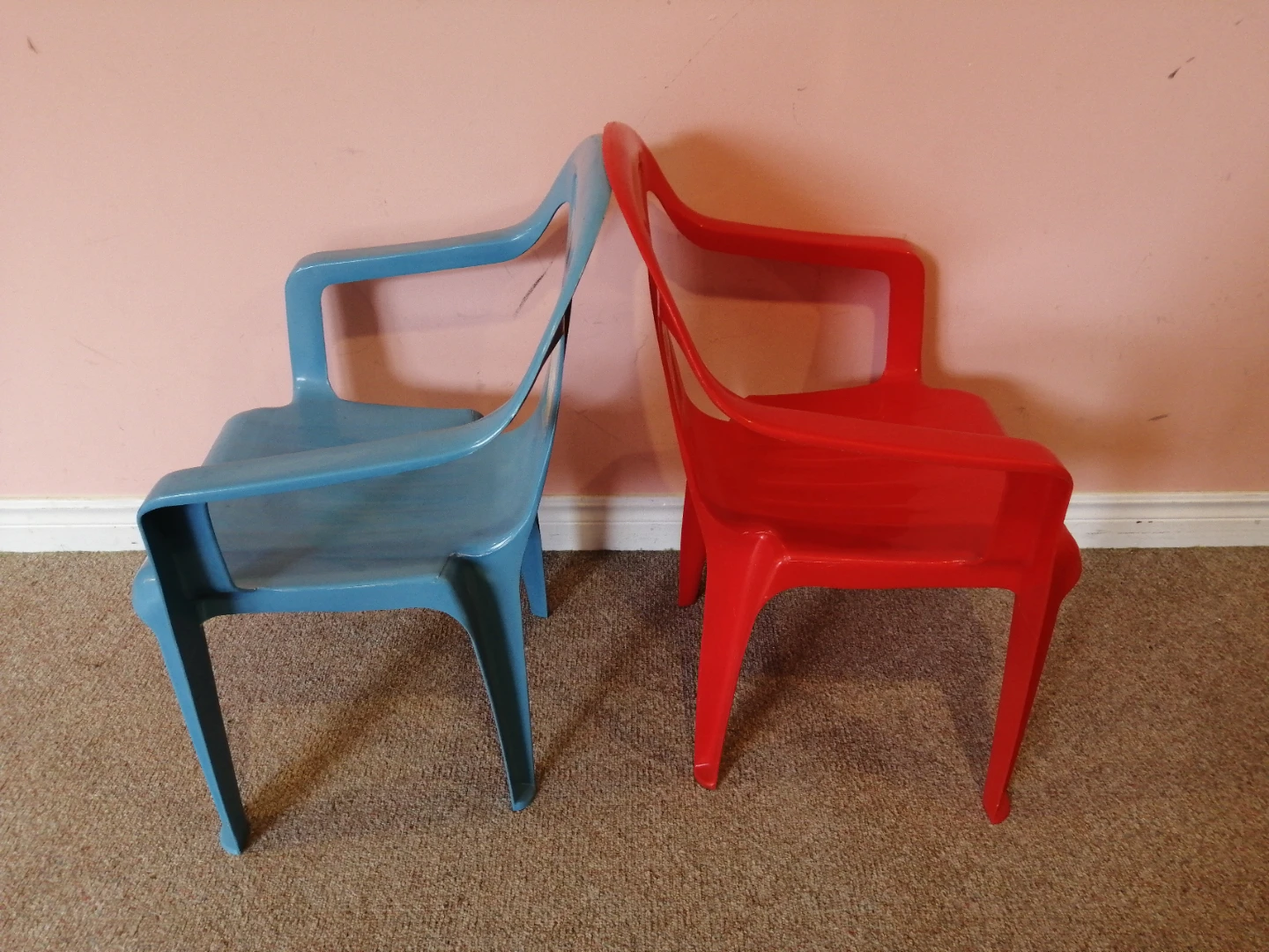 2 Disney Themed Kid Chairs - photo 5