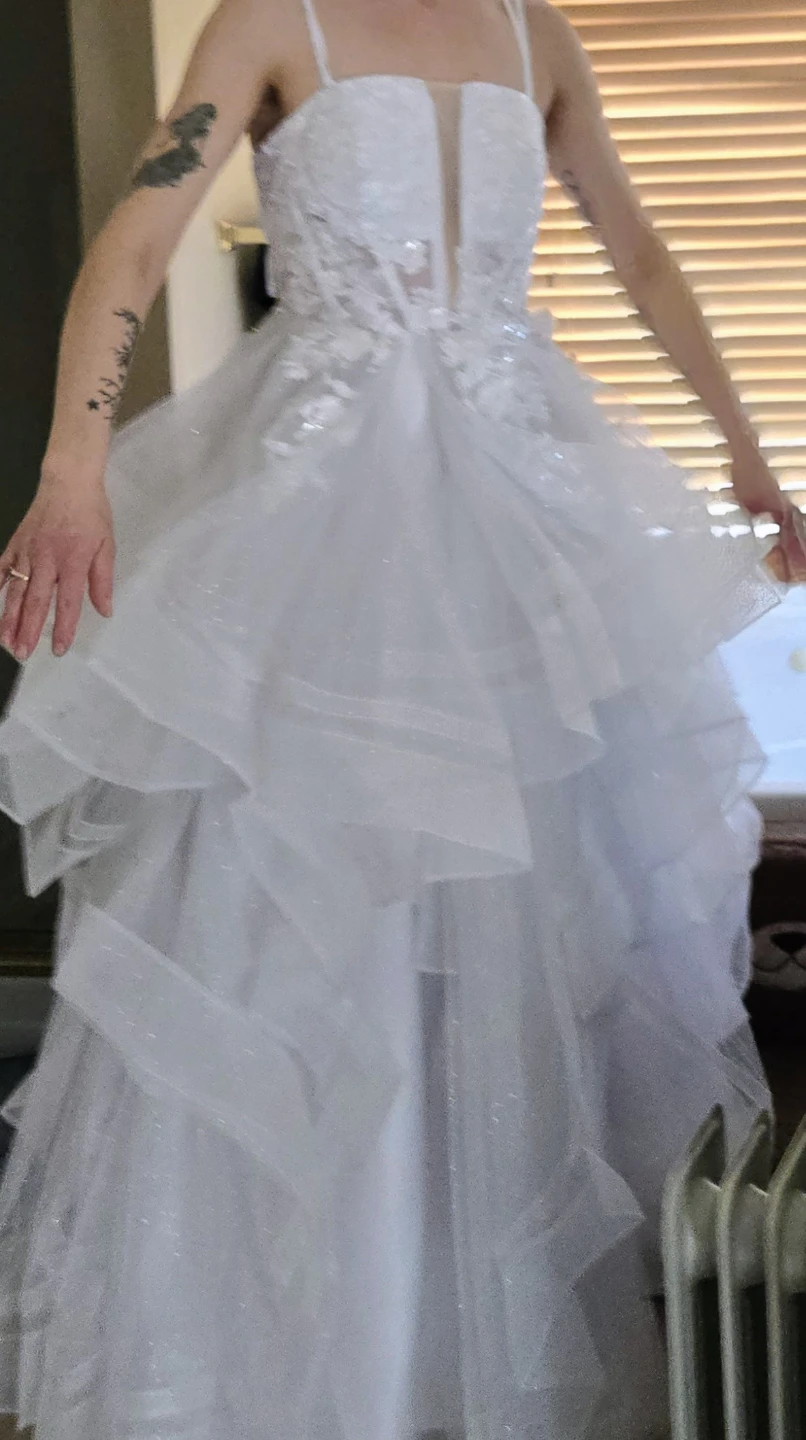 White Lace and Tulle Tiered Prom Dress 🥕 - photo 2