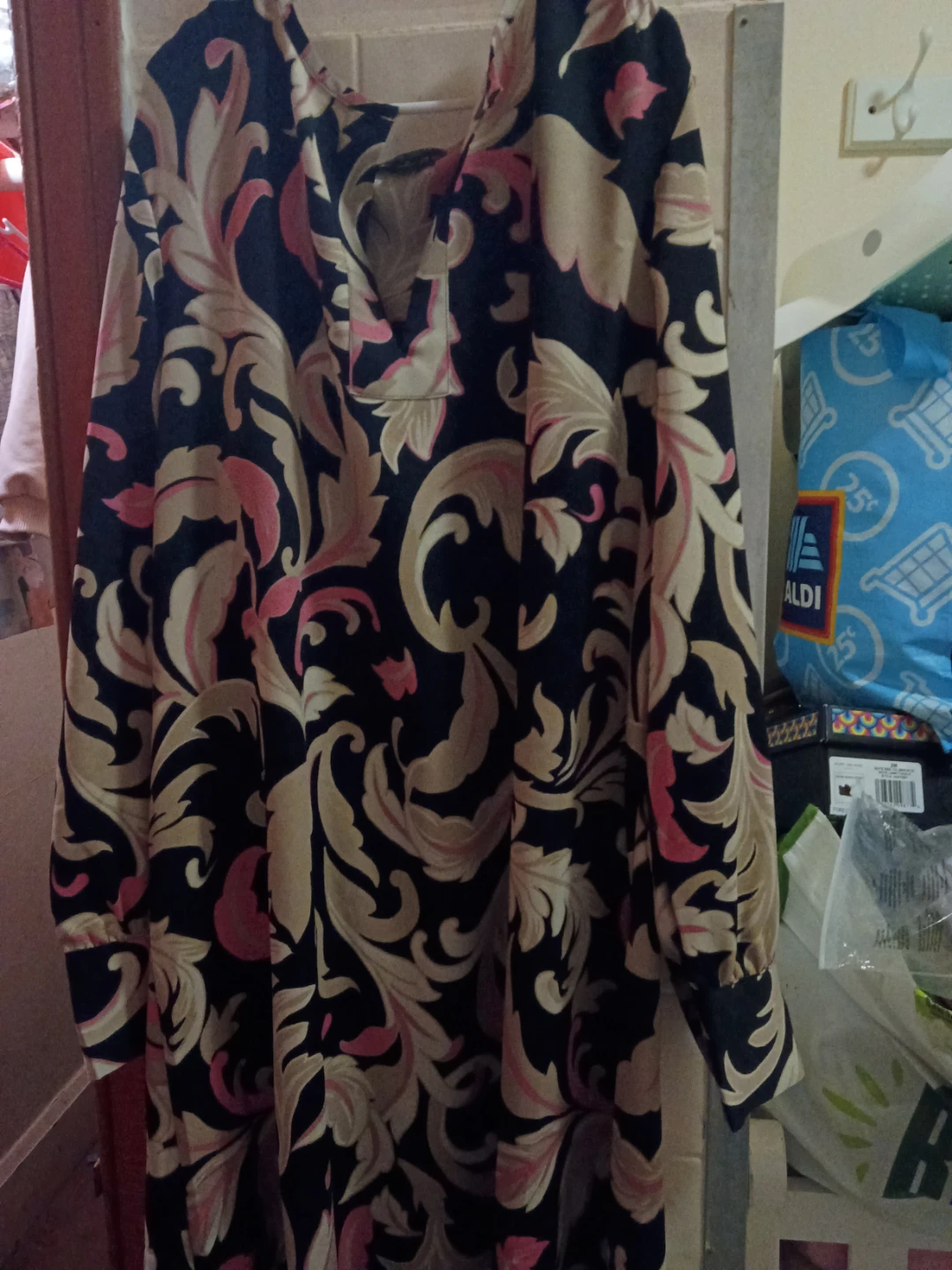 Ann Taylor Petite Black Floral Print Blouse Size SP - photo 5