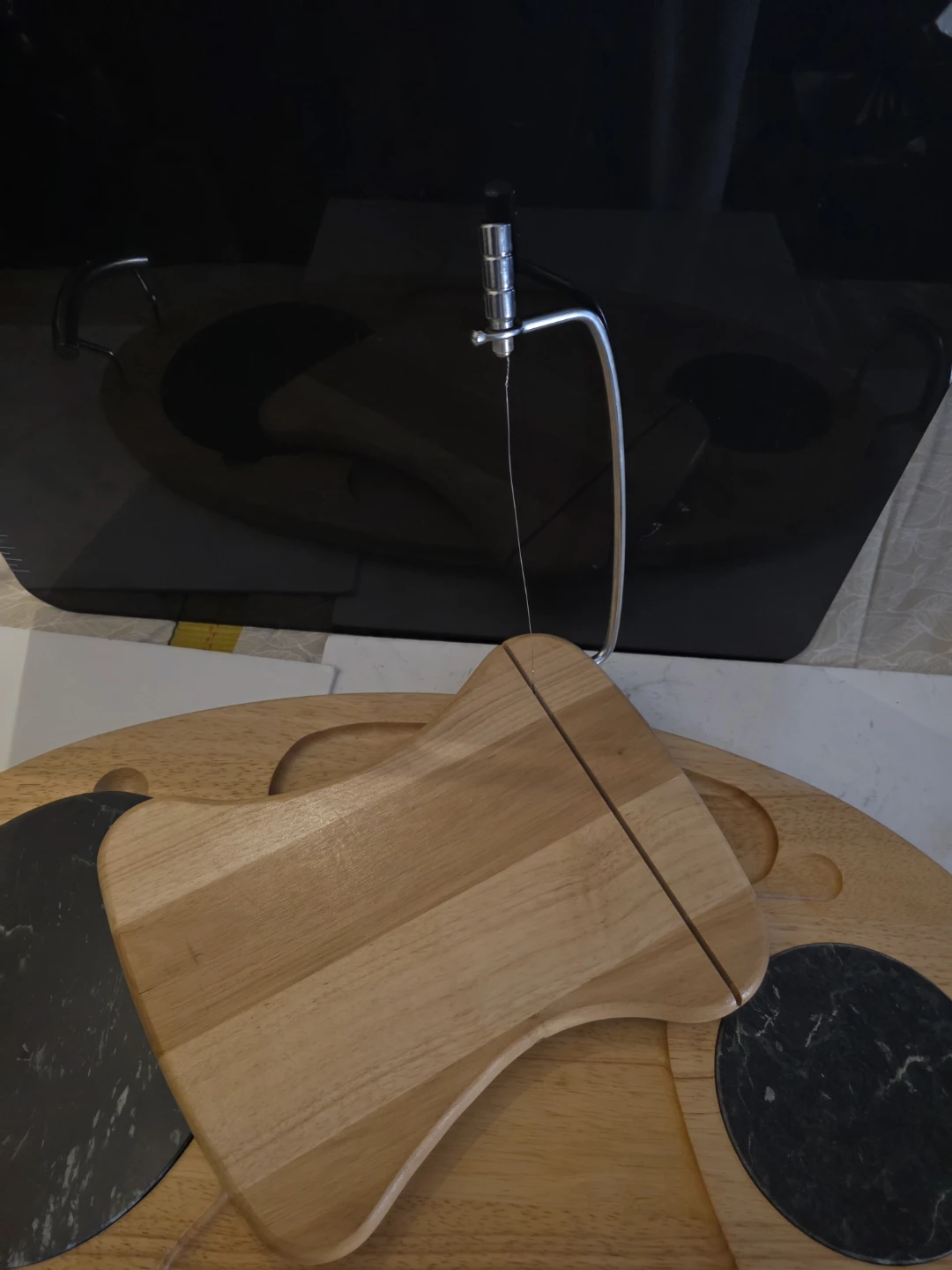 Vintage wood and marble cheese board with slicer - photo 3