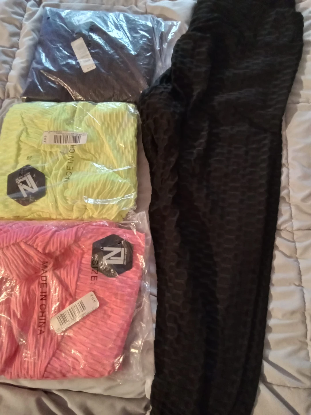 Seamless Textured Leggings - Multiple Colours Available