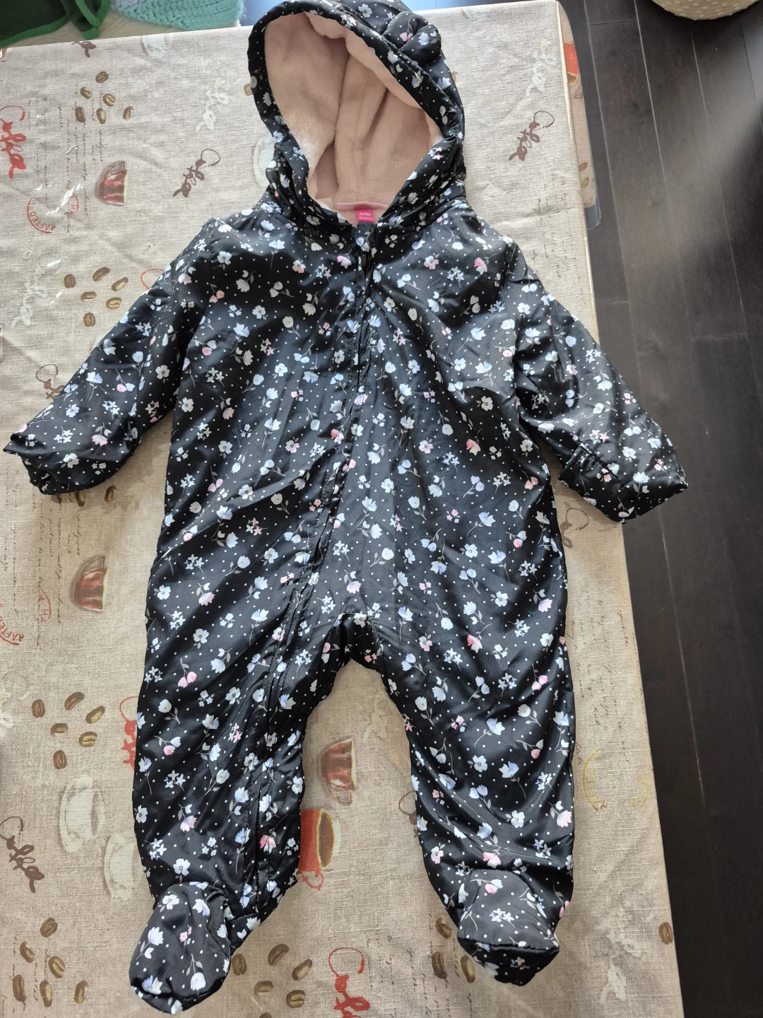Baby snowsuit 6-9 months - used only a couple of time.