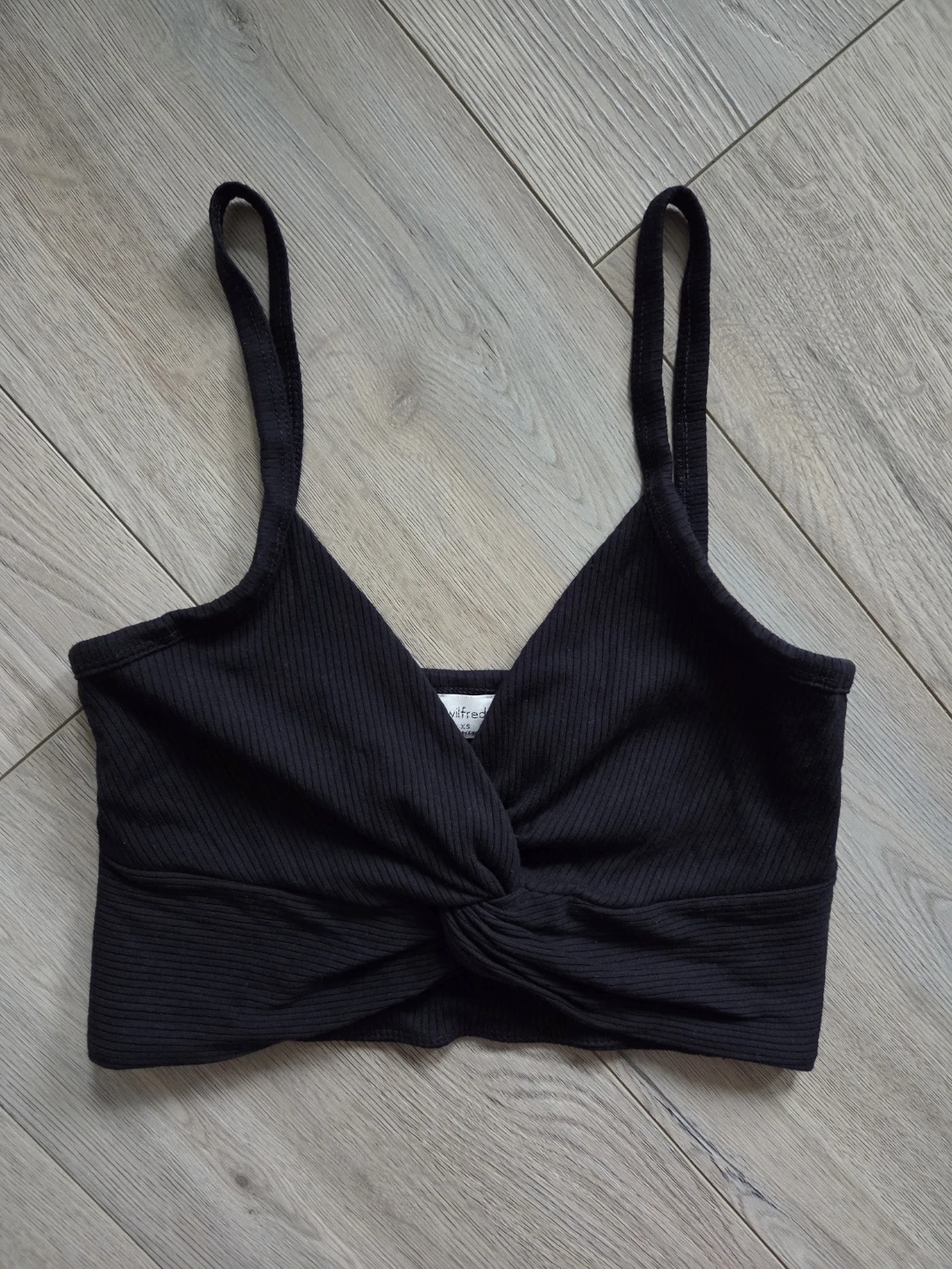 Wilfred Black Ribbed Twist Front Crop Top