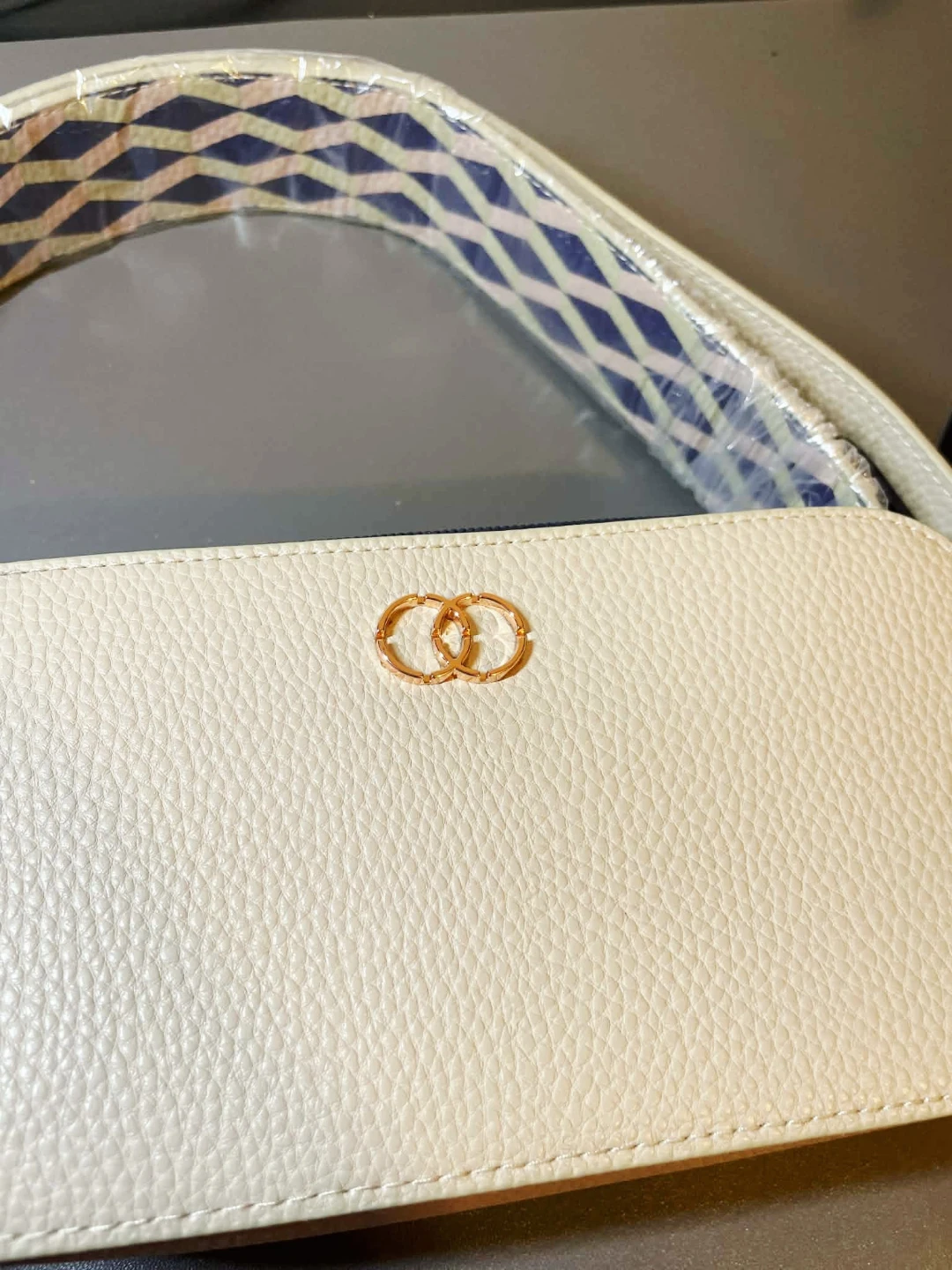 Boodiess Crossbody Bag - Cream & Tan - photo 2