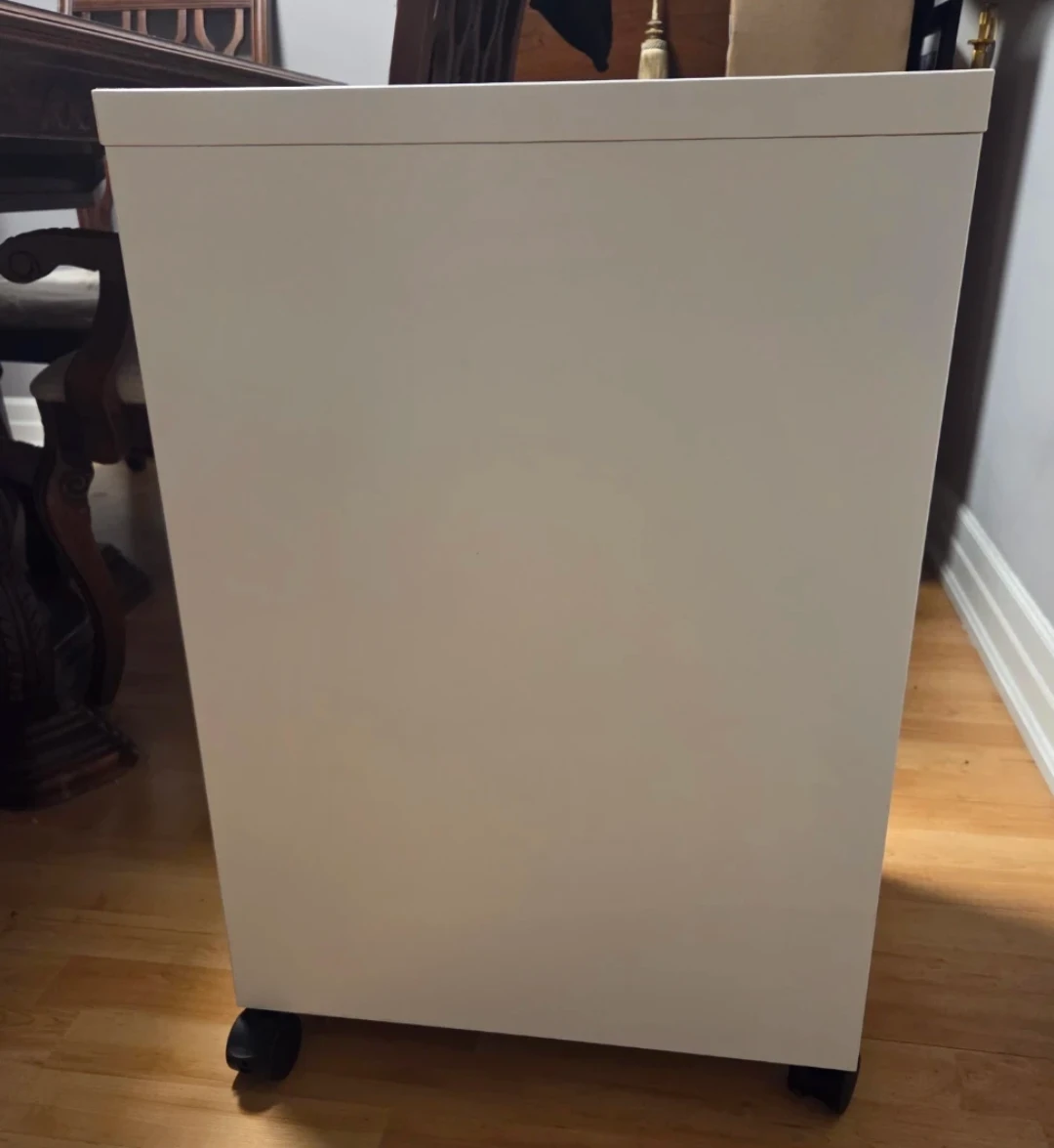 IKEA MICKE Drawer Unit on Wheels - photo 2