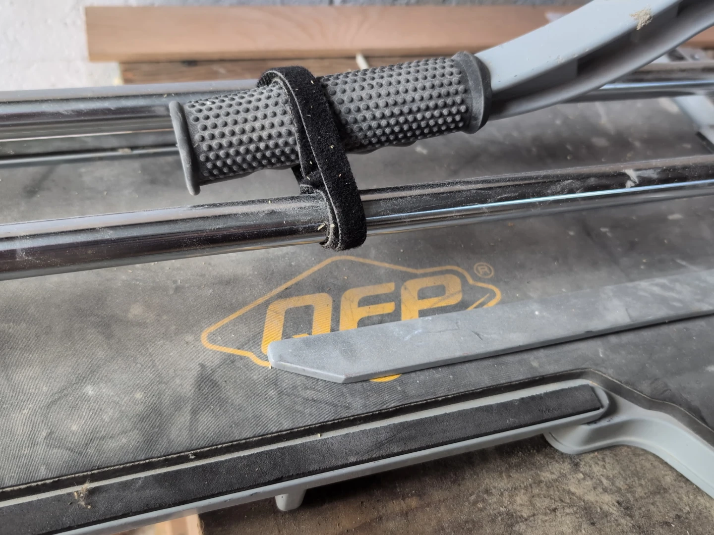 DEP Tile Cutter
