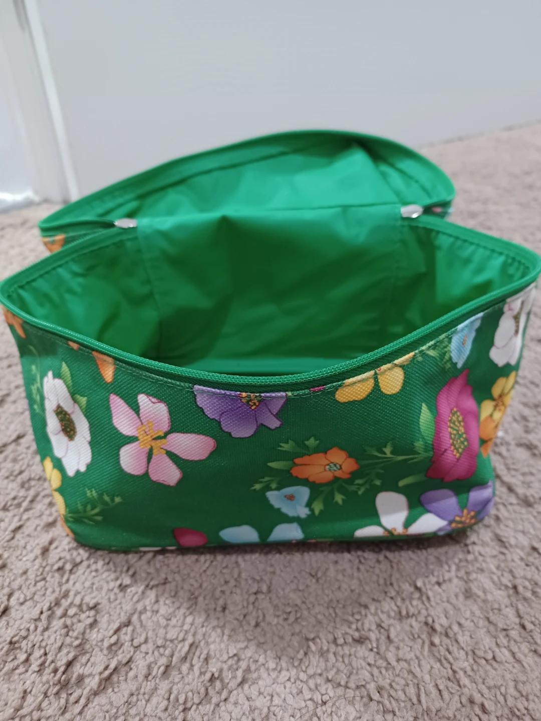 Floral Print Makeup Bag / Toiletry Bag - photo 2