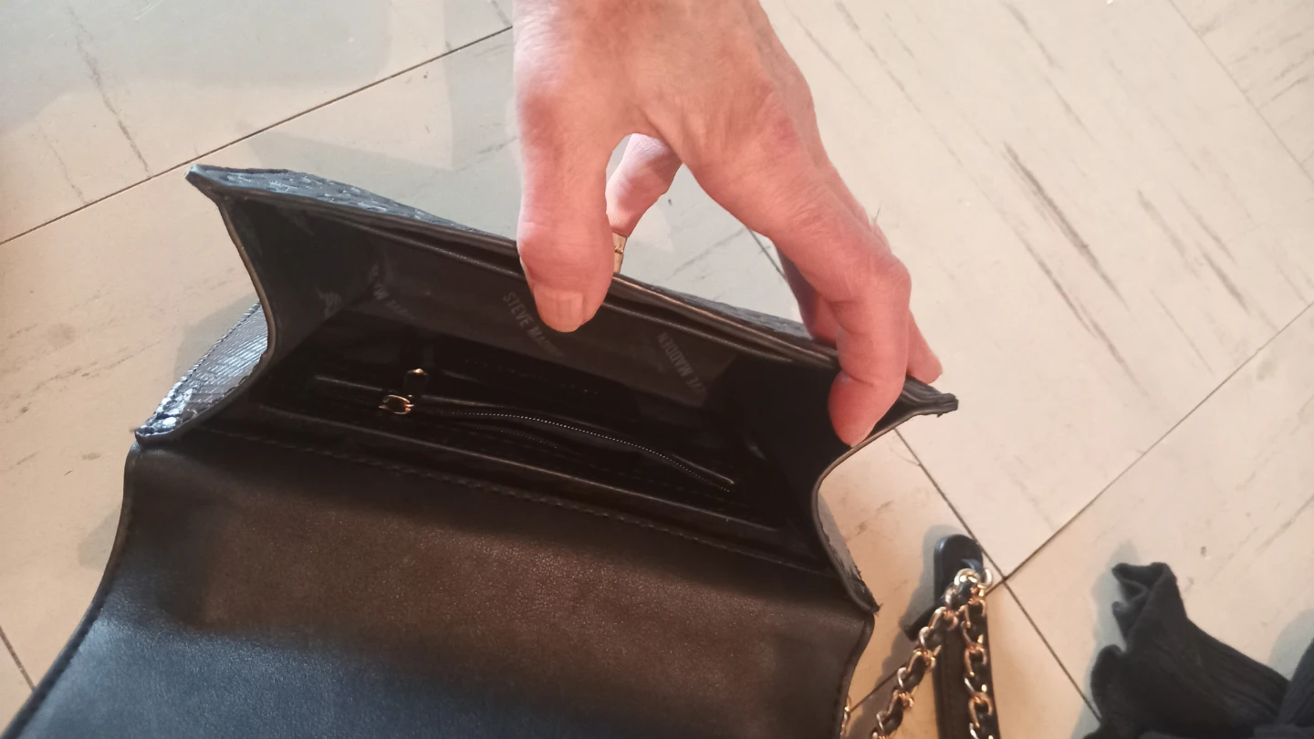 Steve Madden Black Embossed Chain Shoulder Bag - photo 4
