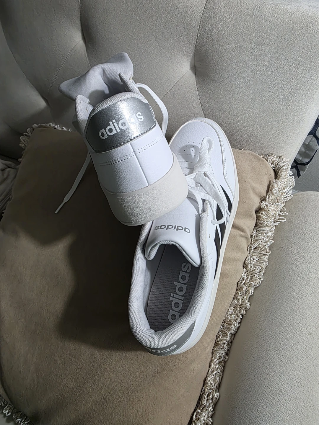 Adidas White & Black Sneakers - photo 2