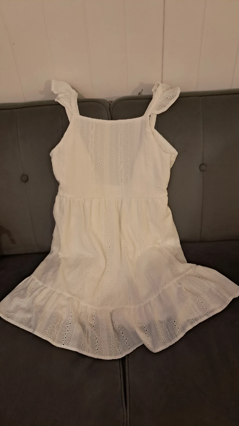Vestido blanco para niña