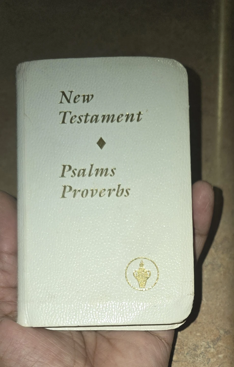 New Testament, Psalms, Proverbs Gideons International Book - photo 3