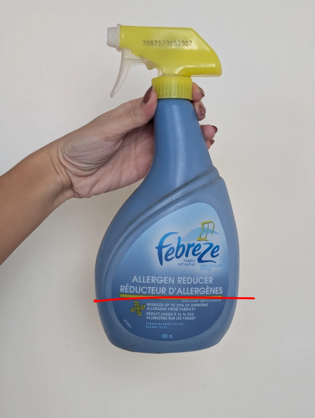 Febreze Fabric Refresher Allergen Reducer Spray
