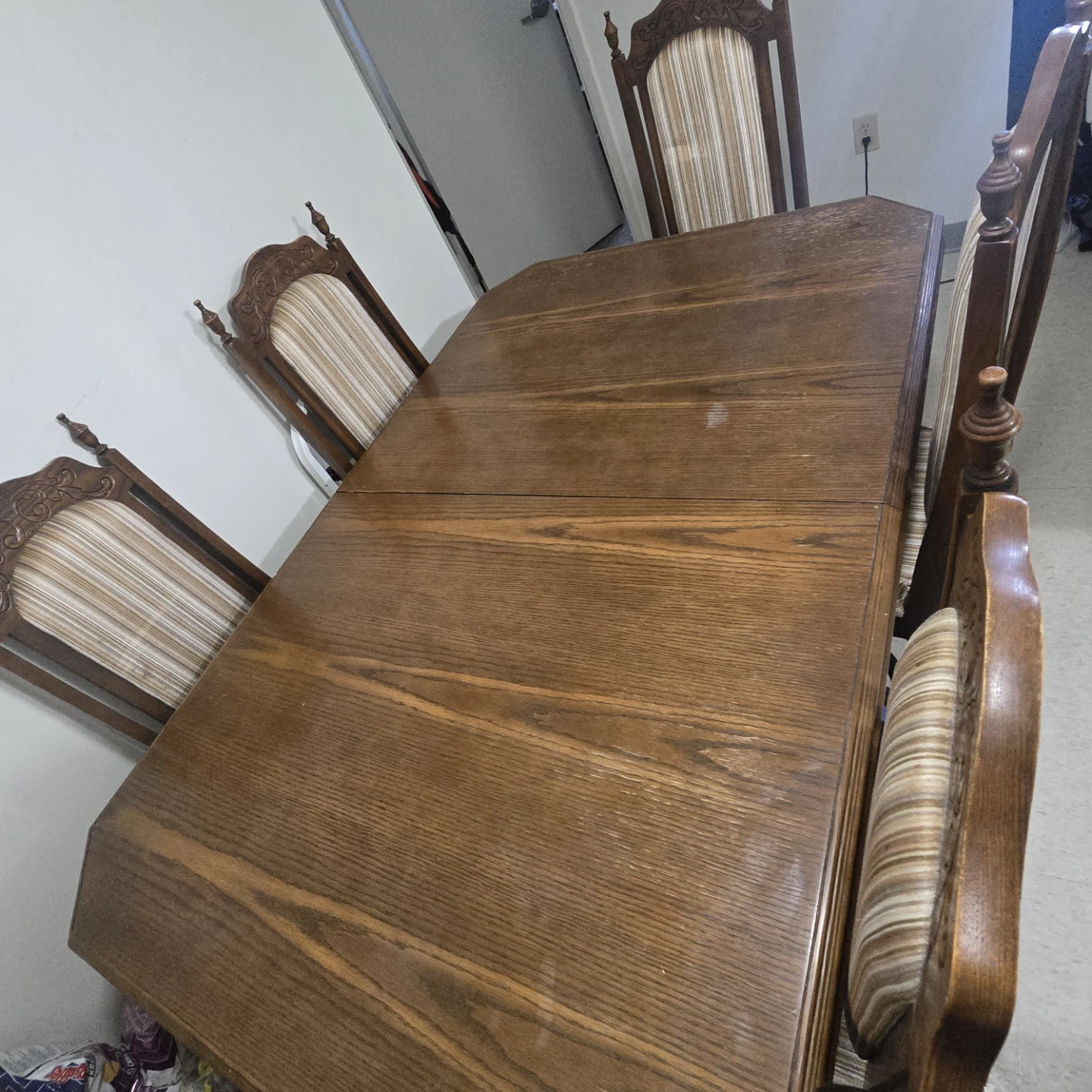 Wooden Dining Table and 6 Chairs Set (need gone asap) - photo 2