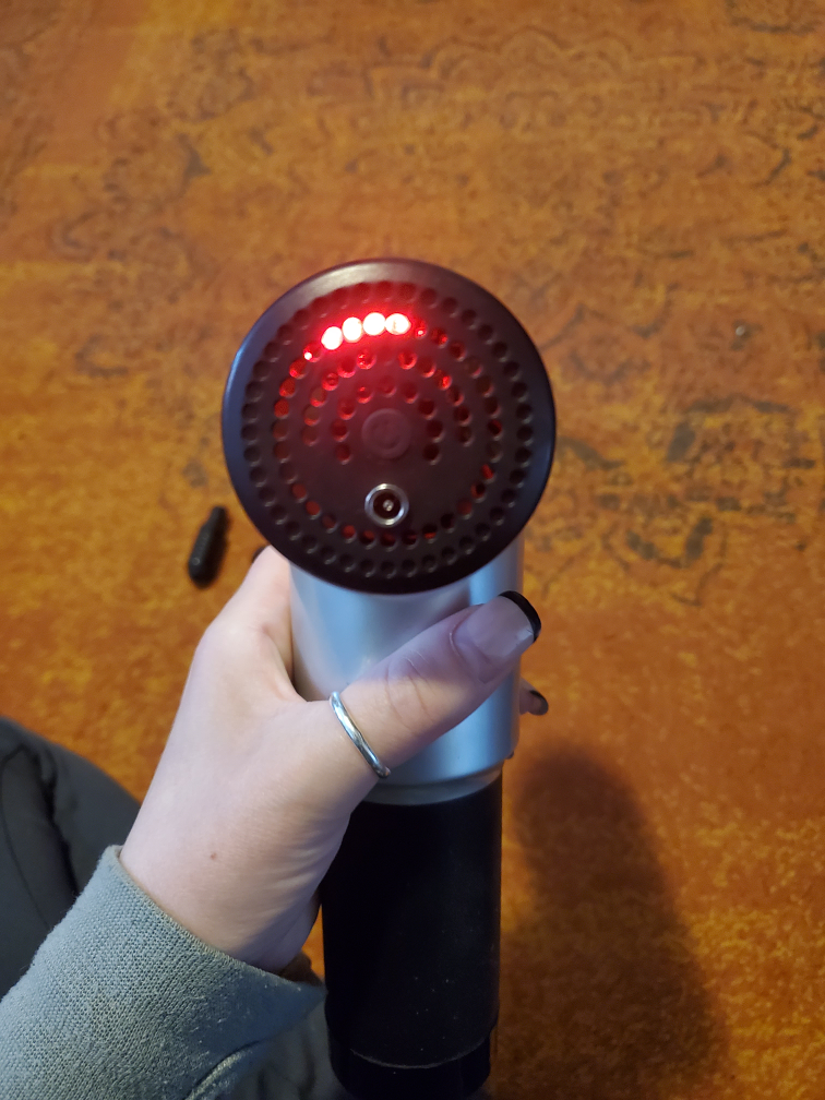 Massage Gun with 3 Attachments. - photo 3