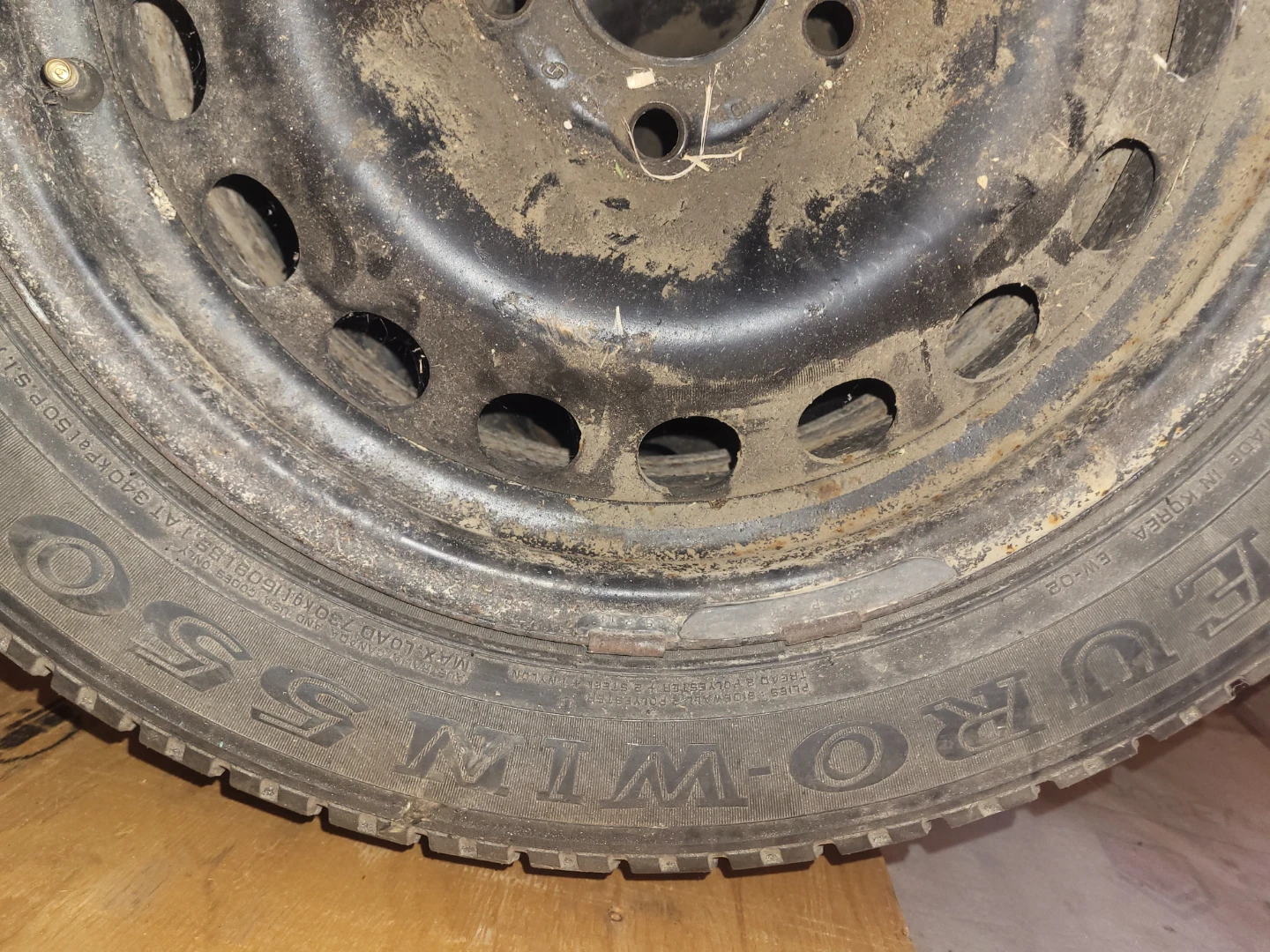 Nexen Winter Tires - 215/55R16 - photo 2