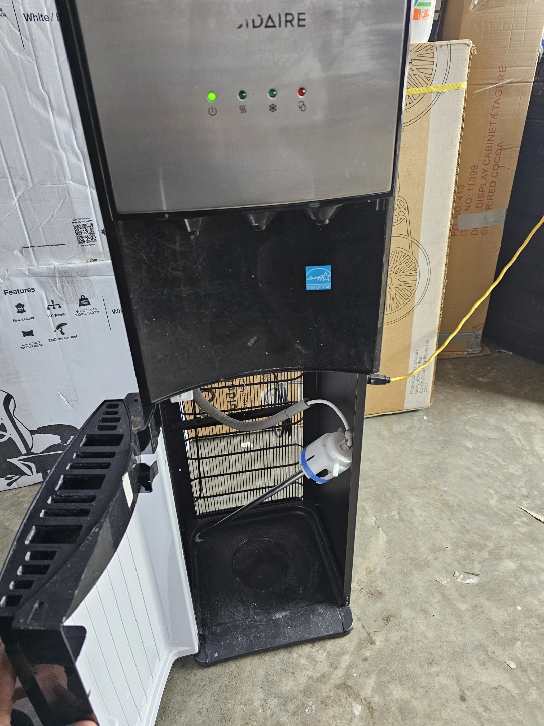Frigidaire Water Cooler - photo 4