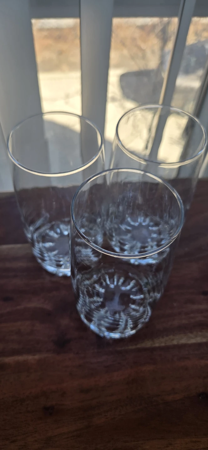 Set of 3 Clear Drinking Glasses