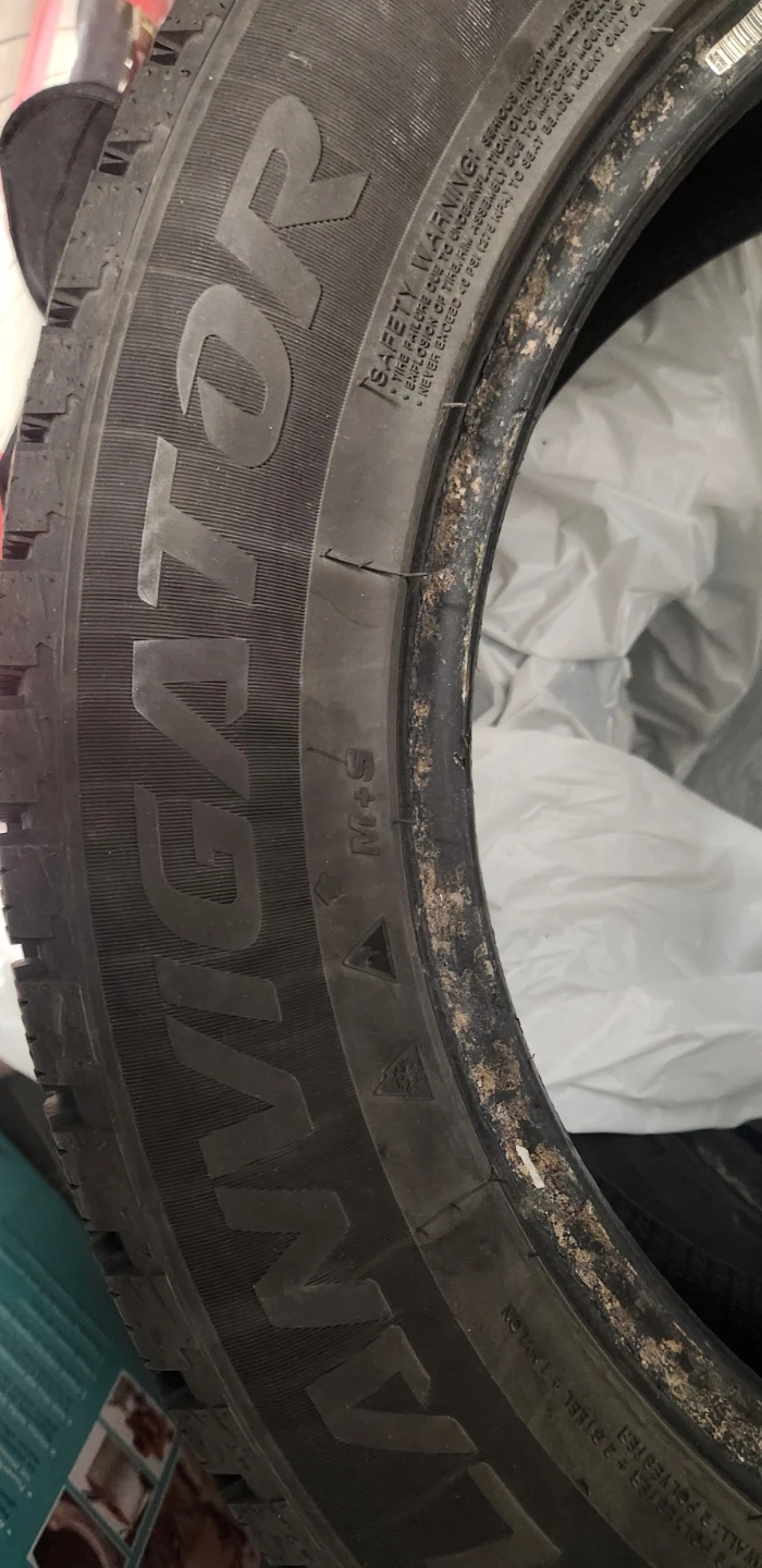 Dunlop Winter Tires 235/55R17 - photo 3
